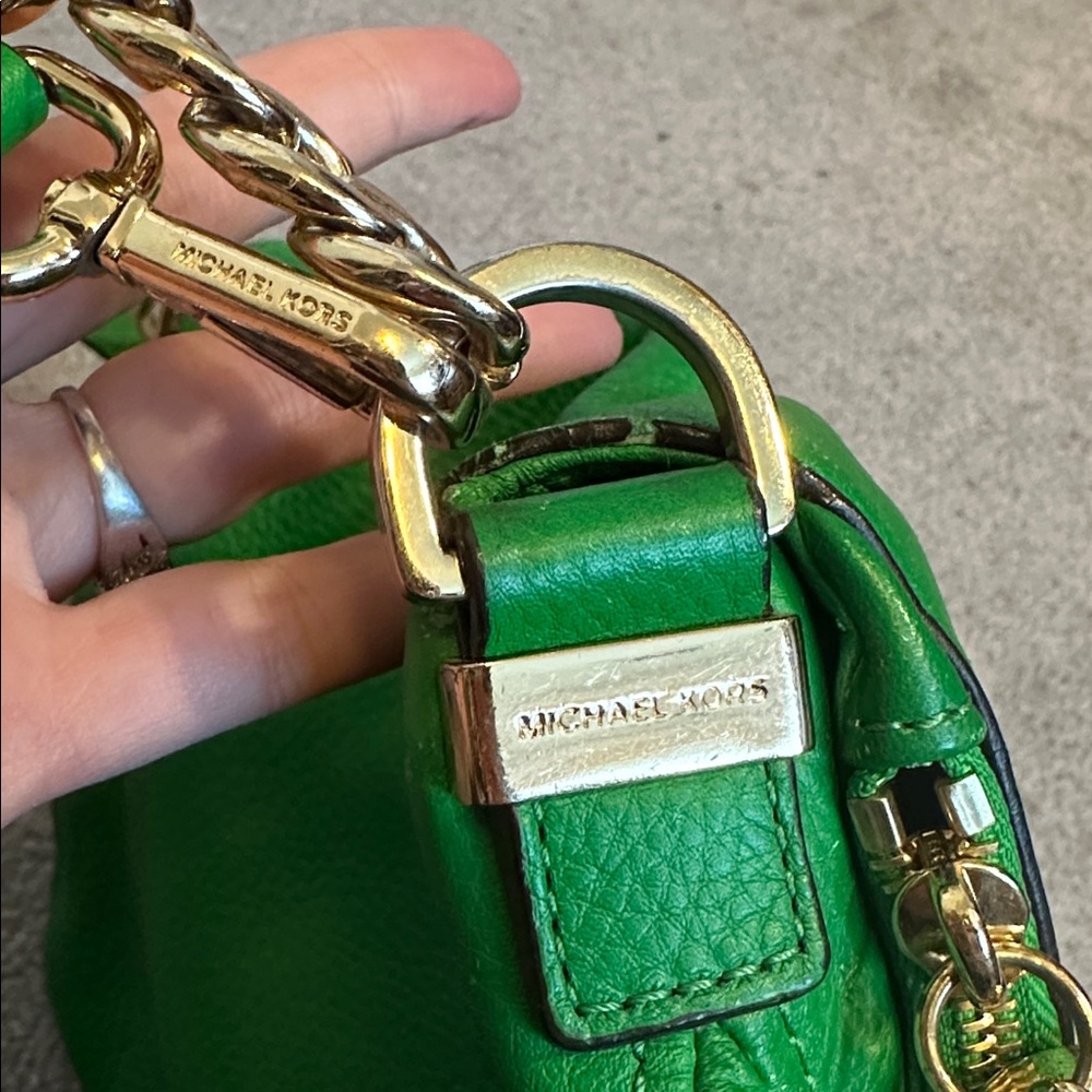 Michael Kors Bedford Tassel Green Genuine Leather Crossbody Bag - Picture 4 of 10